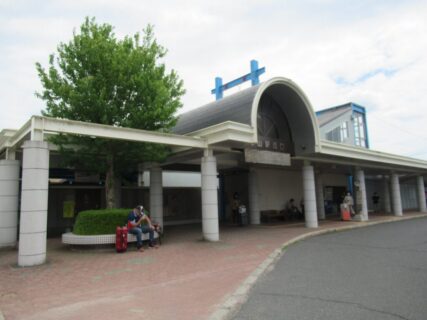 峰山駅は、京都府京丹後市峰山町にある、京都丹後鉄道宮津線の駅。