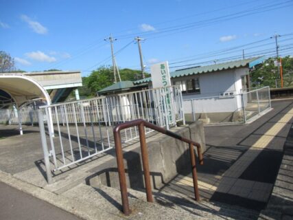 末恒駅は、鳥取市伏野にある、JR西日本山陰本線の駅。