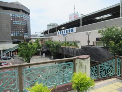西鉄久留米駅は、福岡県久留米市東町にある、西鉄天神大牟田線の駅。