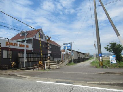 干拓の里駅は、長崎県諫早市小野島町にある、島原鉄道の駅。