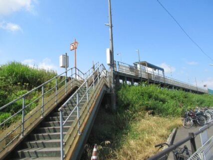 鮎喰駅は、徳島市南島田町四丁目にある、JR四国徳島線の駅。
