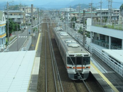 安倍川駅は、静岡市駿河区鎌田にある、JR東海東海道本線の駅。