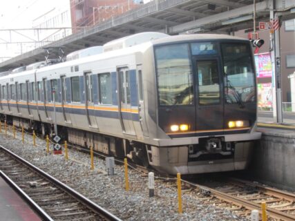 西明石駅から、JR神戸線に乗り換え致します。
