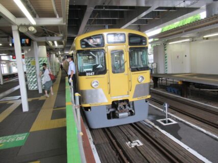 東村山駅は、東京都東村山市本町二丁目にある、西武鉄道の駅。