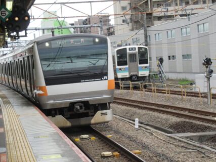 高尾駅は、東京都八王子市高尾町にある、JR東日本中央本線の駅。