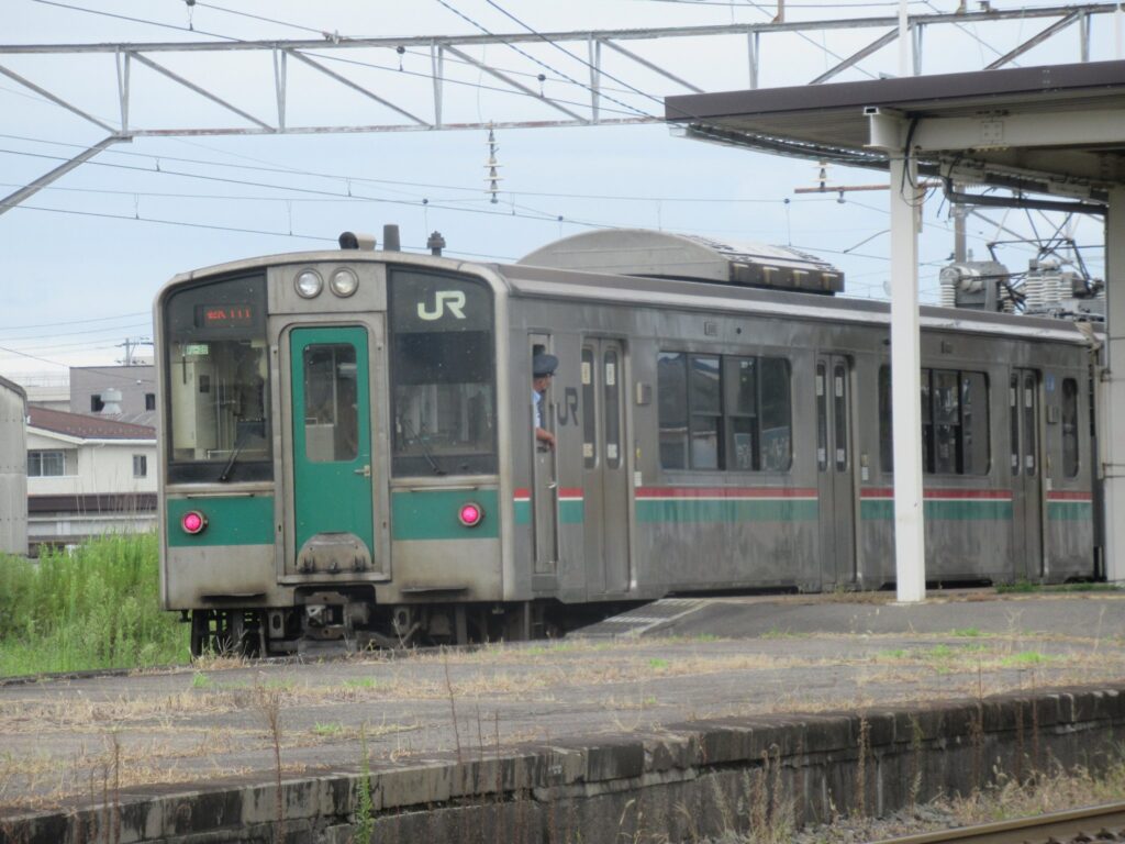 安積永盛駅は、福島県郡山市笹川三丁目にある、JR東日本の駅。