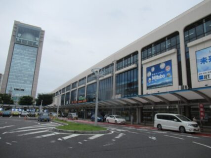 郡山駅は、福島県郡山市字燧田にある、JR東日本の駅。