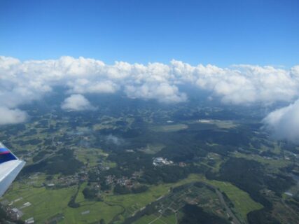 福島空港から、IBEXのCRJ700で大阪伊丹空港まで戻ります。