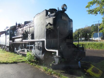 旧卯原内駅、卯原内交通公園にある、9600形蒸気機関車49643号機。