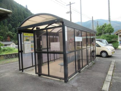 坂根駅は、岡山県新見市神郷下神代にある、JR西日本芸備線の駅。