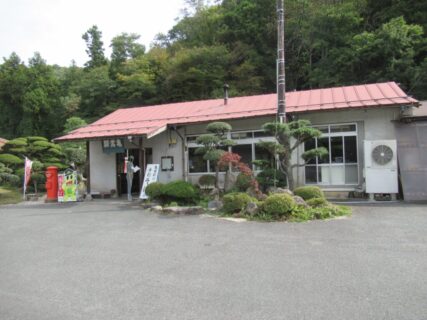 亀嵩駅は、島根県仁多郡奥出雲町郡にある、JR西日本木次線の駅。