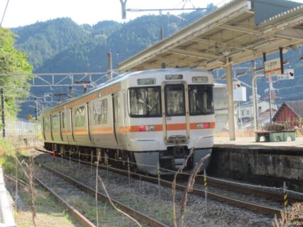 芝川駅は、静岡県富士宮市羽鮒にある、JR東海身延線の駅。