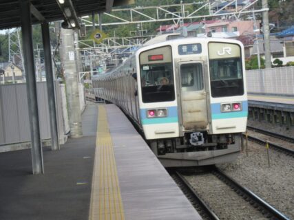 塩崎駅は、山梨県甲斐市下今井にある、JR東日本中央本線の駅。