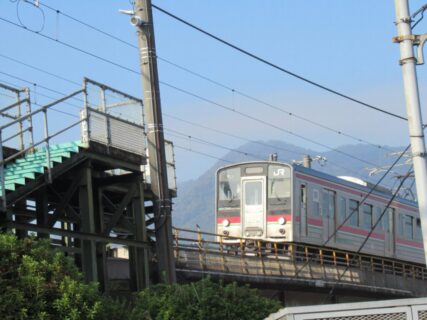 讃岐府中駅は、香川県坂出市府中町にある、JR四国予讃線の駅。
