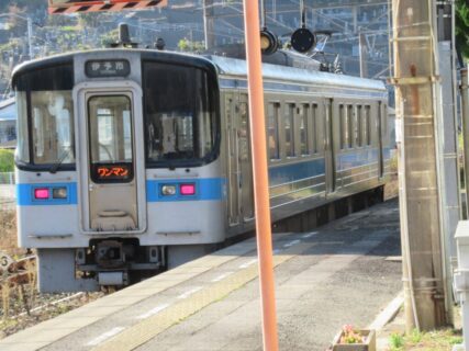 菊間駅は、愛媛県今治市菊間町浜にある、JR四国予讃線の駅。
