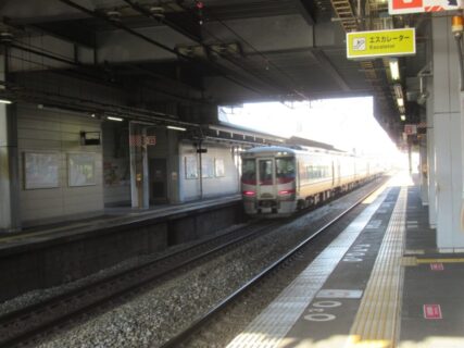 魚住駅は、兵庫県明石市魚住町中尾にある、JR西日本山陽本線の駅。