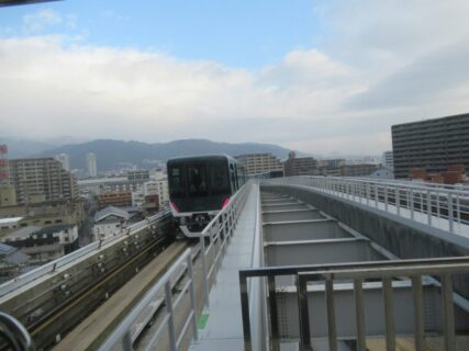 南魚崎駅は、神戸市東灘区にある、神戸新交通六甲アイランド線の駅。