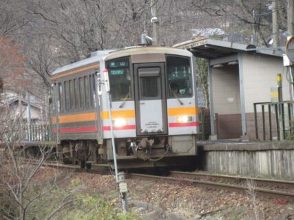 三浦駅は、岡山県津山市三浦にある、JR西日本因美線の駅。