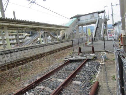 加布里駅は、福岡県糸島市神在東四丁目にある、JR九州筑肥線の駅。