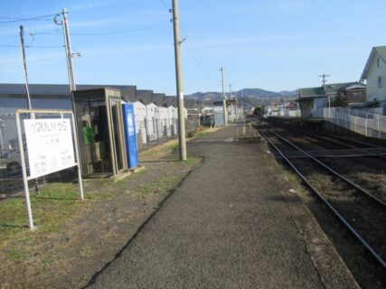 上相浦駅は、長崎県佐世保市新田町にある、松浦鉄道西九州線の駅。
