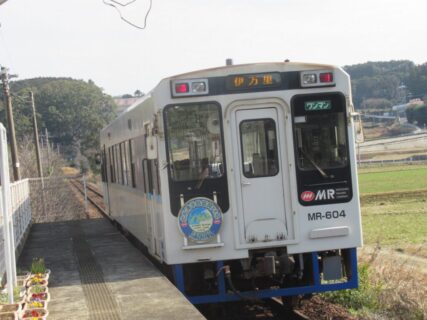 西木場駅は、長崎県松浦市御厨町米ノ山免にある、松浦鉄道西九州線の駅。