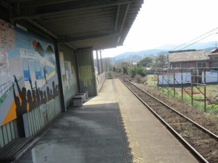 福島口駅は、佐賀県伊万里市山代町立岩にある、松浦鉄道西九州線の駅。