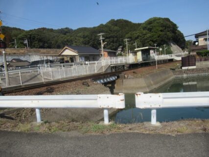波瀬駅は、佐賀県伊万里市山代町久原にある、松浦鉄道西九州線の駅。