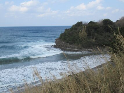 人形岩とか西方海水浴場とかがある、東シナ海に面した海岸っす。