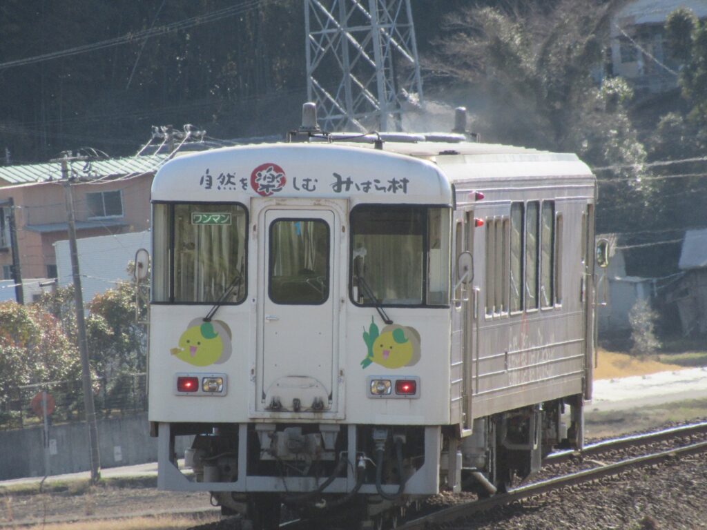 古津賀駅は、高知県四万十市古津賀にある、土佐くろしお鉄道中村線の駅。