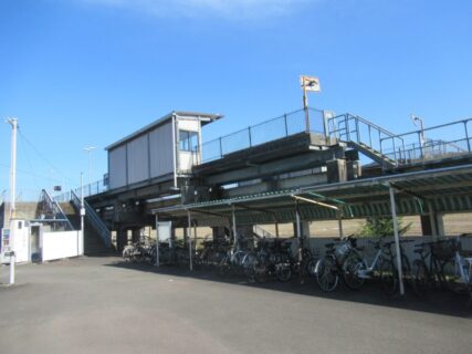 有岡駅は、高知県四万十市有岡にある、土佐くろしお鉄道宿毛線の駅。