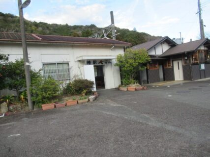 椿駅は、和歌山県西牟婁郡白浜町椿にある、JR西日本紀勢本線の駅。
