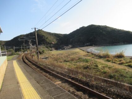 湯川駅は、和歌山県東牟婁郡那智勝浦町にある、JR西日本紀勢本線の駅。