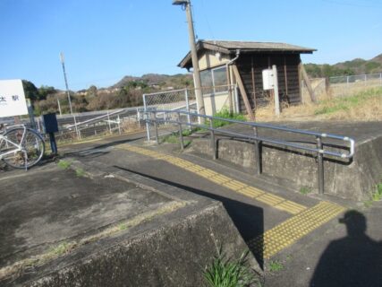 伊勢八太駅は、三重県津市一志町小山にある、JR東海名松線の駅。