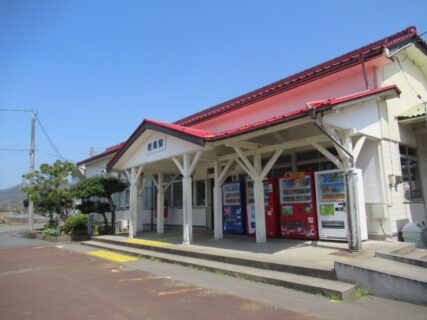 岩美駅は、鳥取県岩美郡岩美町浦富国次にある、JR西日本山陰本線の駅。