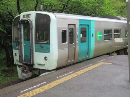 阿波赤石駅は、徳島県小松島市赤石町にある、JR四国牟岐線の駅。