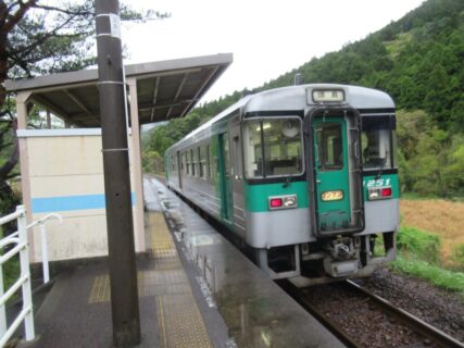 山河内駅は、徳島県海部郡美波町山河内にある、JR四国牟岐線の駅。