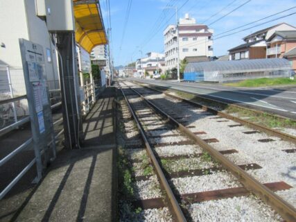 新木停留場は、高知市高須新木にある、とさでん交通後免線の停留場。