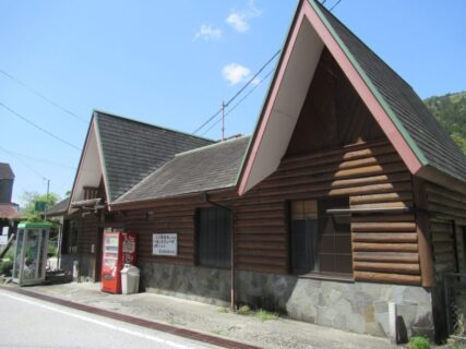 豊永駅は、高知県長岡郡大豊町東土居にある、JR四国土讃線の駅。