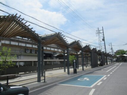 堅田駅は、滋賀県大津市真野一丁目にある、JR西日本湖西線の駅。