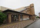 豊郷駅は、滋賀県犬上郡豊郷町八目にある、近江鉄道本線の駅。