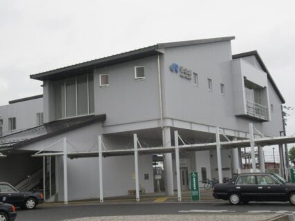 稲枝駅は、滋賀県彦根市稲枝町にある、JR西日本東海道本線の駅。