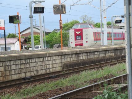 西出雲駅は、島根県出雲市知井宮町嘉儀にある、JR西日本山陰本線の駅。