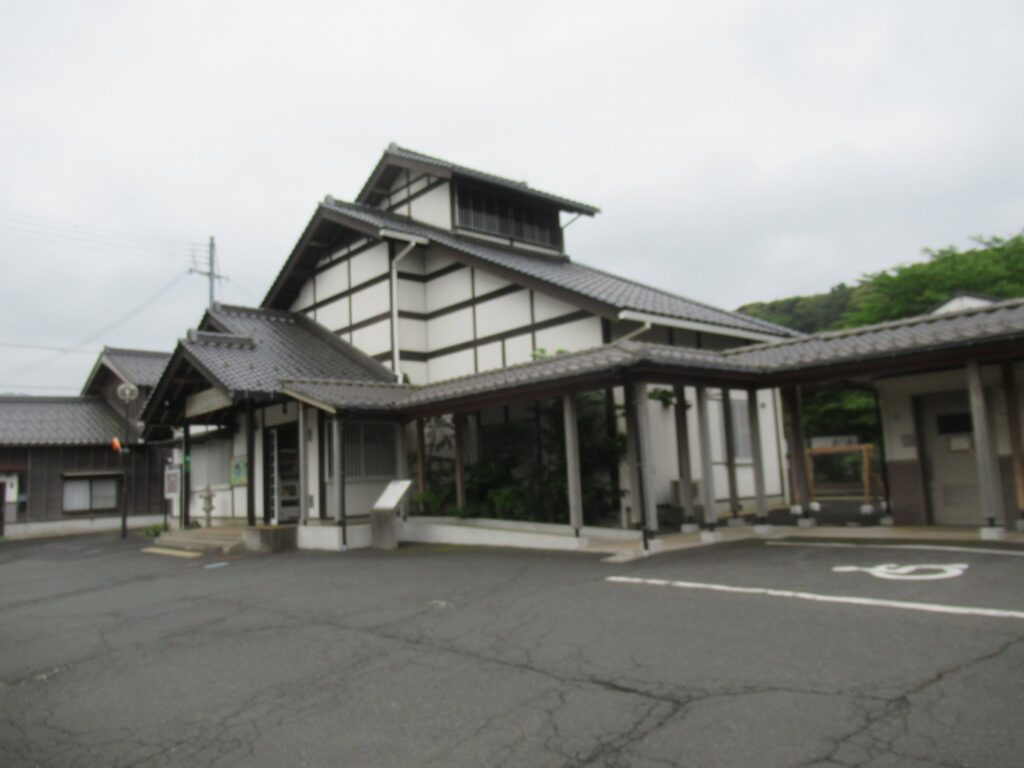 夕日ヶ浦木津温泉駅は、京丹後市網野町にある、京都丹後鉄道宮津線の駅。