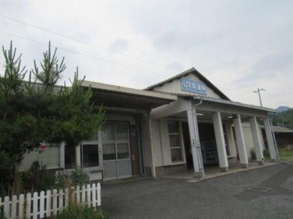 玖波駅は、広島県大竹市玖波二丁目にある、JR西日本山陽本線の駅。