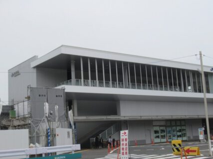 大竹駅は、広島県大竹市新町一丁目にある、JR西日本山陽本線の駅。