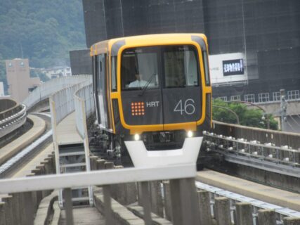古市駅は、広島市安佐南区中須一丁目にある、広島高速交通の駅。