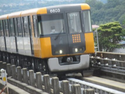 伴駅は、広島市安佐南区伴東にある、広島高速交通の駅。