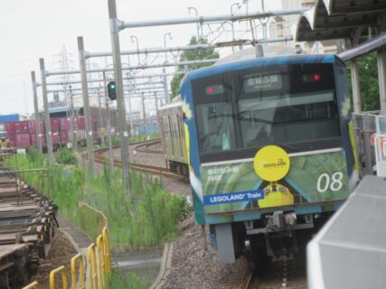 南荒子駅は、名古屋市中川区若山町2丁目にある、あおなみ線の駅。