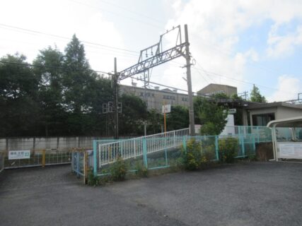 美濃青柳駅は、岐阜県大垣市青柳町にある、養老鉄道養老線の駅。
