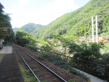 南桑駅は、山口県岩国市美川町南桑にある、錦川鉄道錦川清流線の駅。